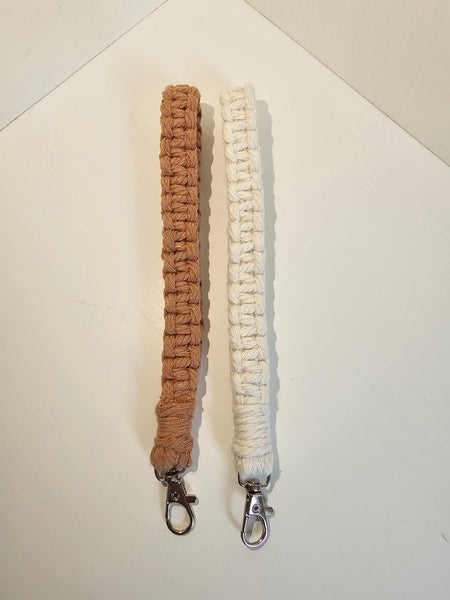 Macrame wristlet