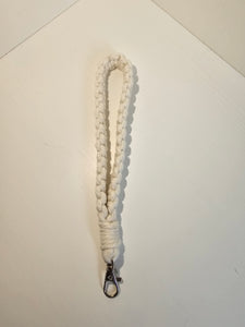 Macrame wristlet