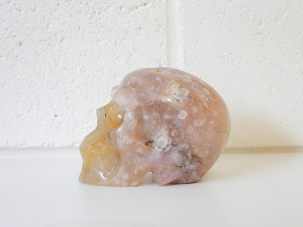Flower Agate skull carving
