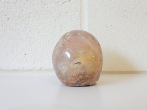 Flower Agate skull carving