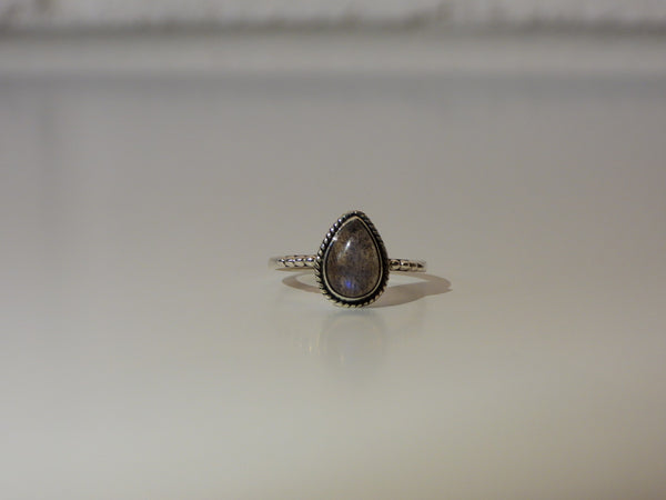 Sterling Silver teardrop Labradorite ring