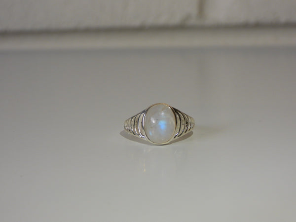 Sterling Silver Moonstone detail ring