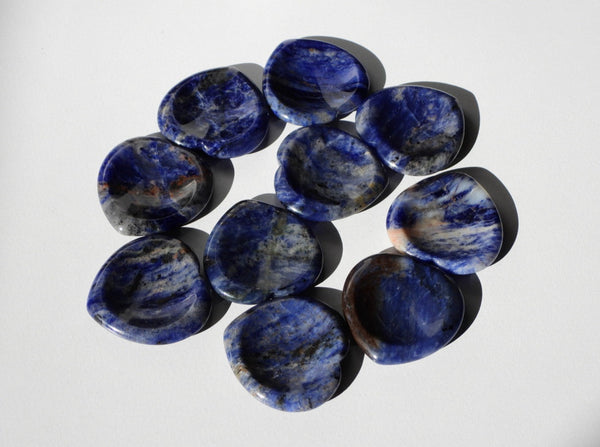 Sodalite easing stones