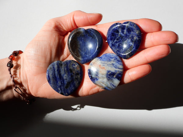 Sodalite easing stones