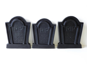 Black Obsidian tombstones