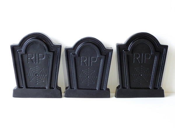 Black Obsidian tombstones