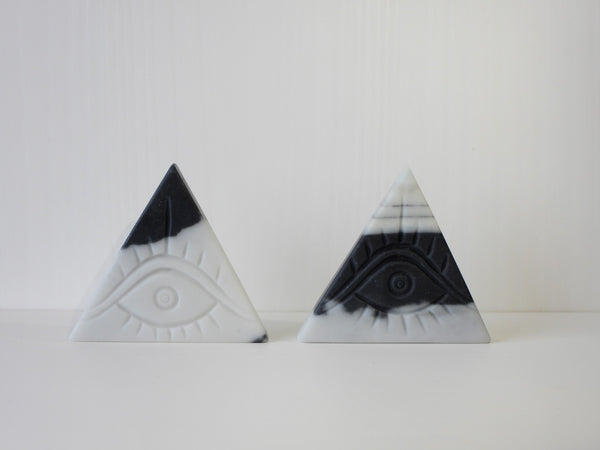 Tai Chi stone triangles