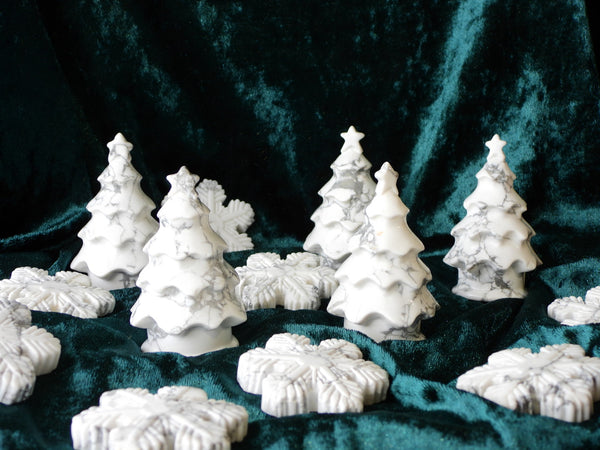 Howlite Christmas tree