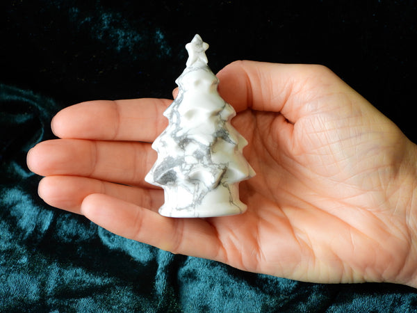 Howlite Christmas tree